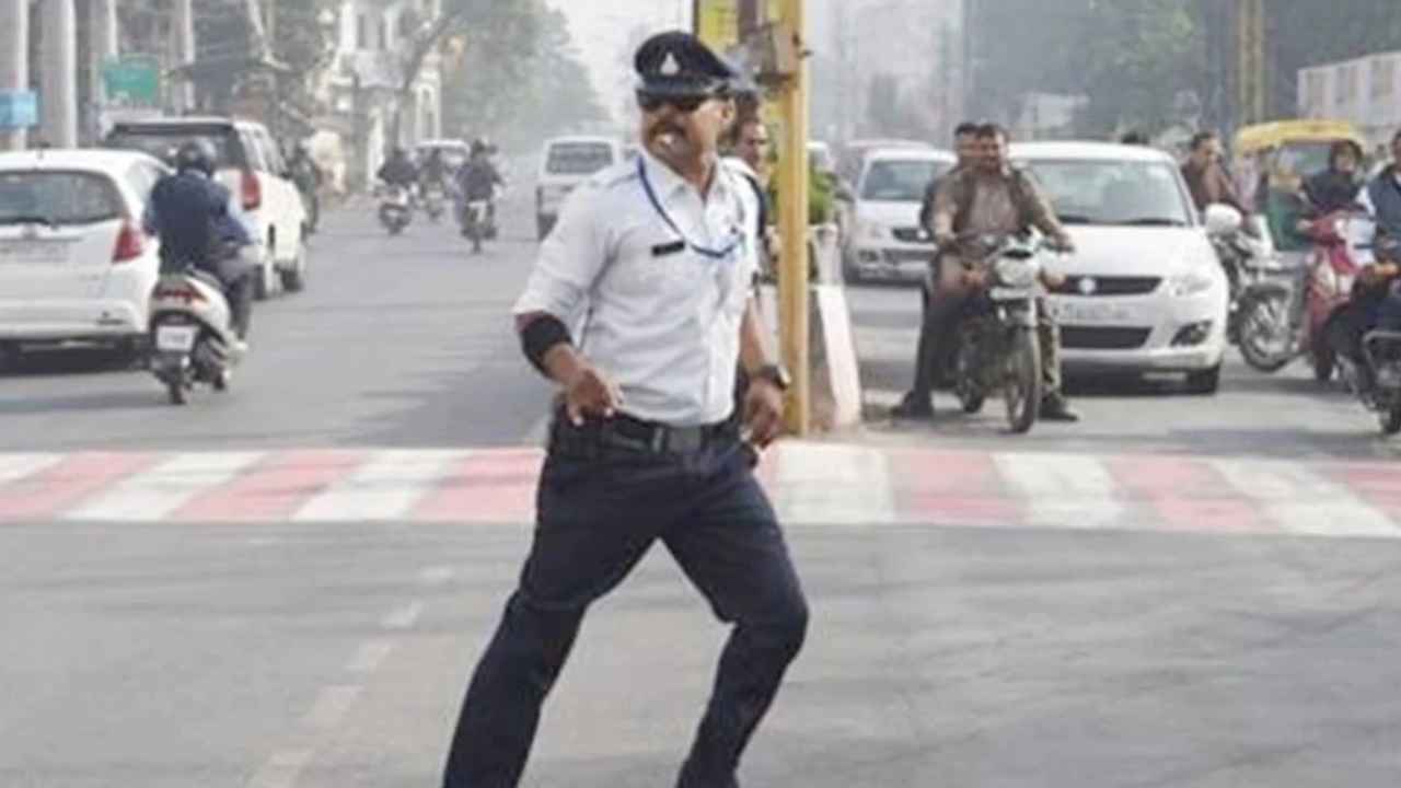 dancing_cop_ranjit_singh