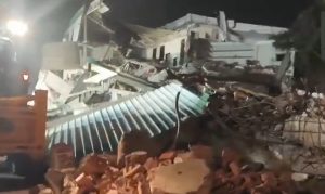 delhi Nagar Nigam Illegal Faiz-e-Ilahi masjid Bulldozers Action