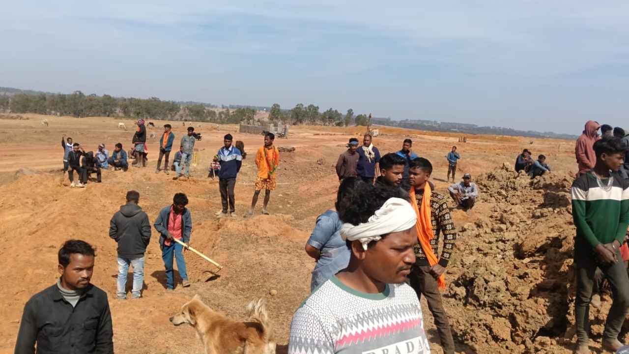 mainpat_bauxite_mining