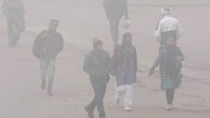 Madhya Pradesh is experiencing a severe cold wave; holidays have been declared in 15 districts, including Indore and Jabalpur.
