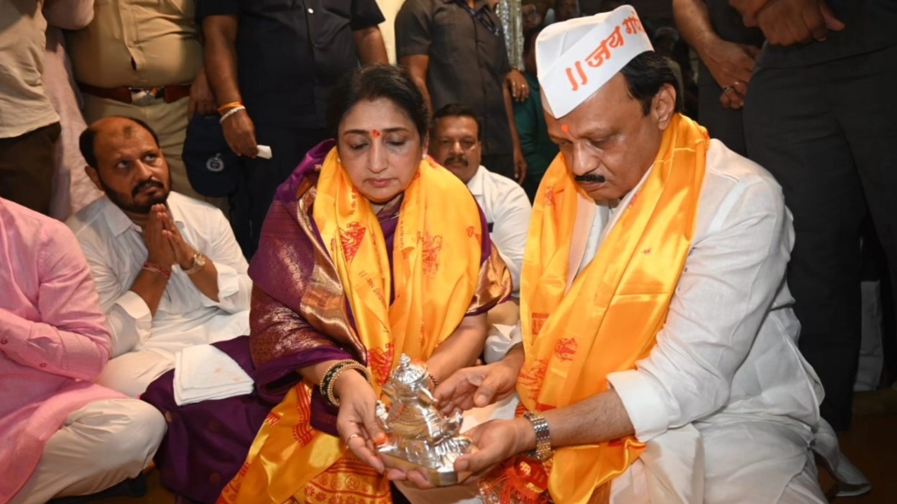 who is Ajit Pawar wife sunetra pawar