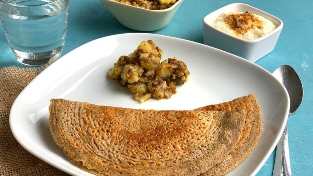 Buckwheat-Sabudana Stuffed Cheela