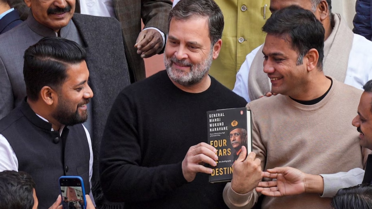 MM Naravane Book Rahul gandhi
