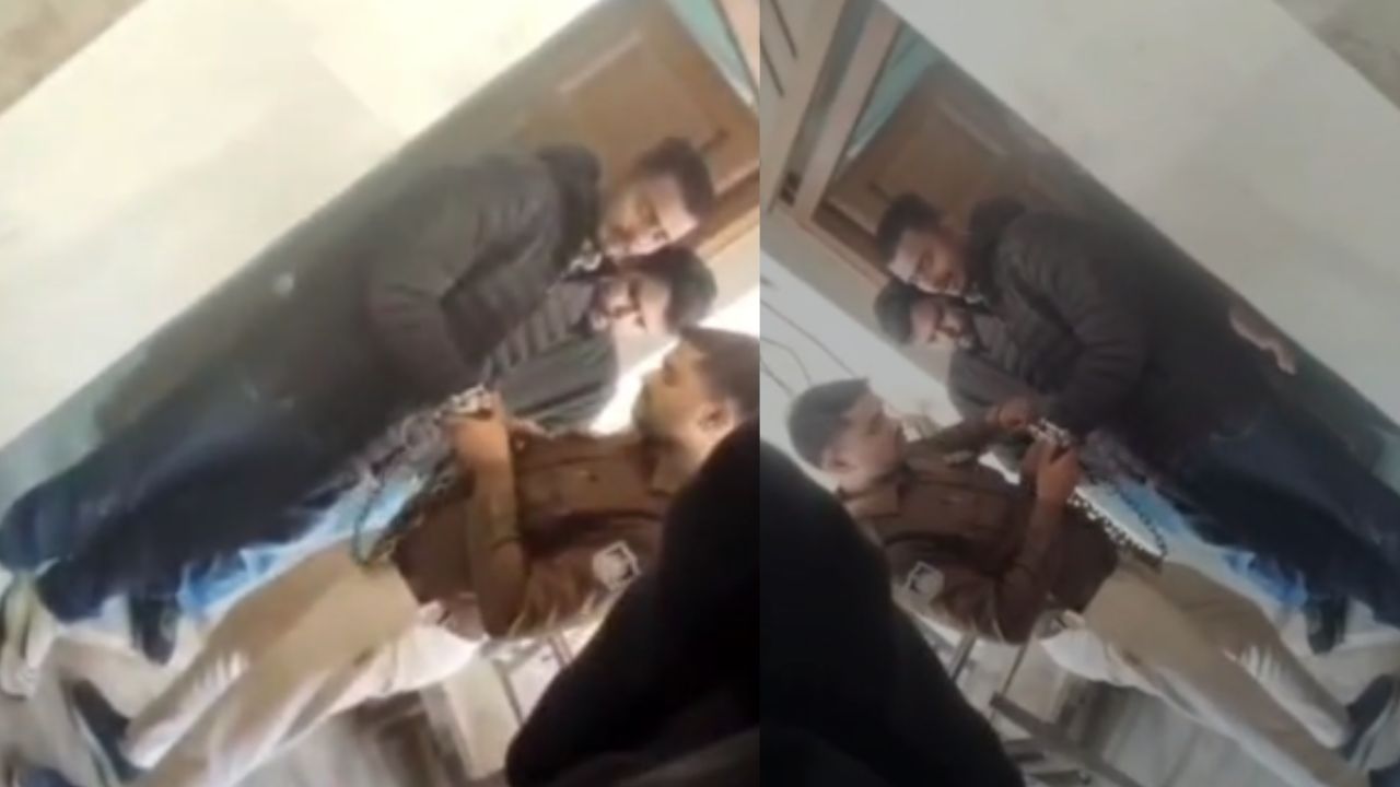 In Rewa, a criminal in handcuffs under police custody got a reel made.