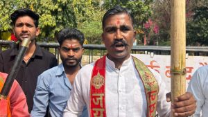 Hindu organizations reached the parks with sticks and rods.