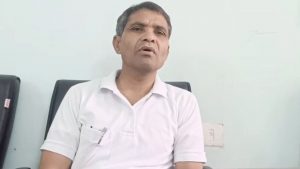 Former Naxalite leader Ramdher Majji asked the Naxalites to surrender.