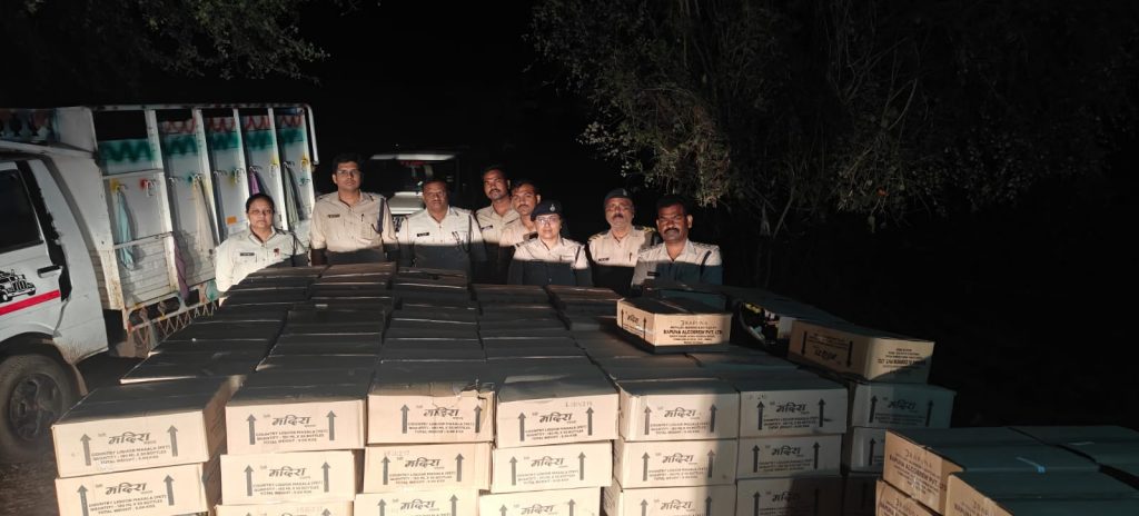 Illegal liquor worth Rs 28 lakh recovered in Jabalpur.