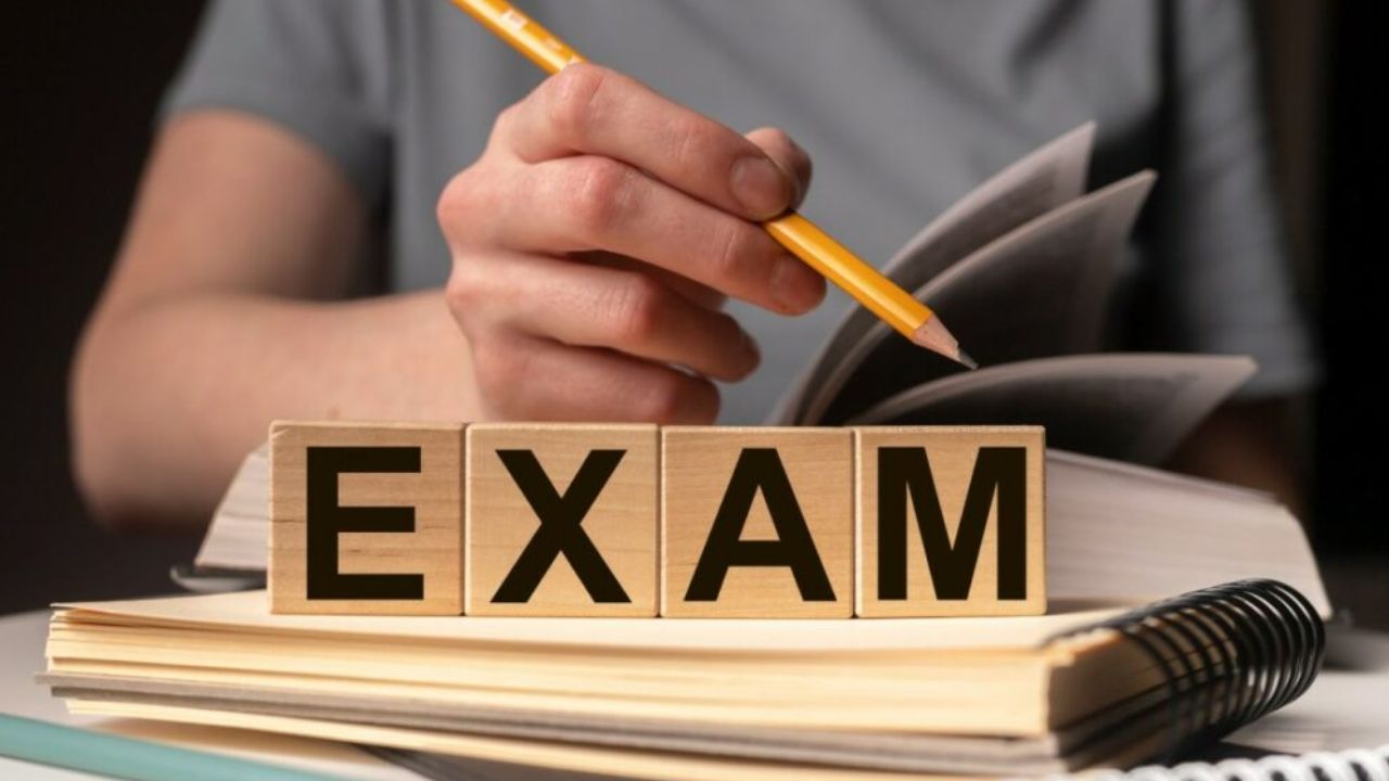 Chhattisgarh Staff Selection Board will conduct exam for Class third and fourth government posts