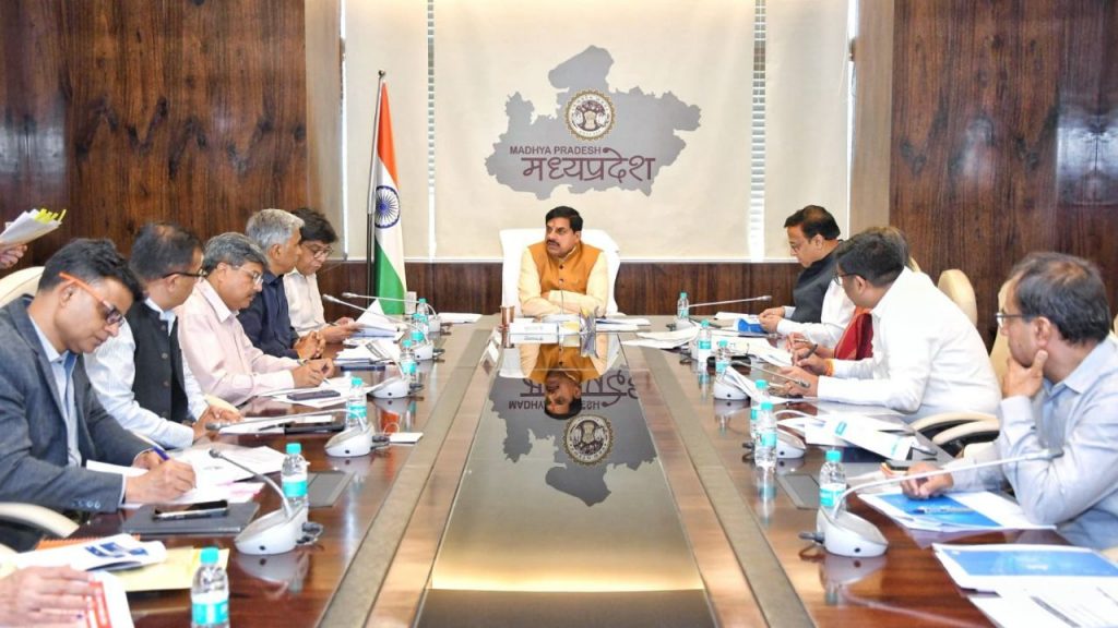 cm Mohan Yadav issued warning to collectors regarding wheat procurement in Madhya Pradesh