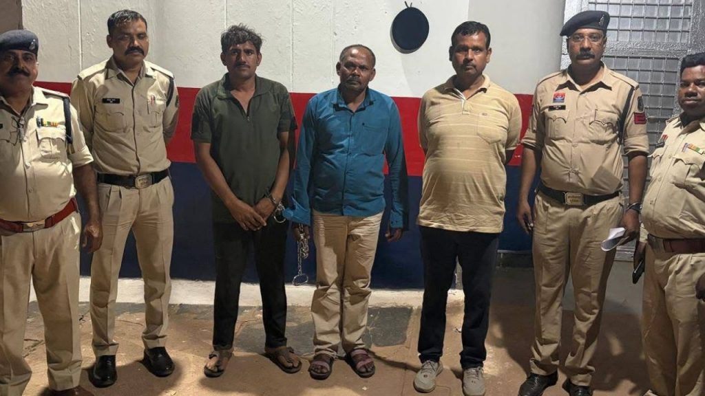 Durg Illegal opium cultivation case, accused Vinayak Tamrakar arrested