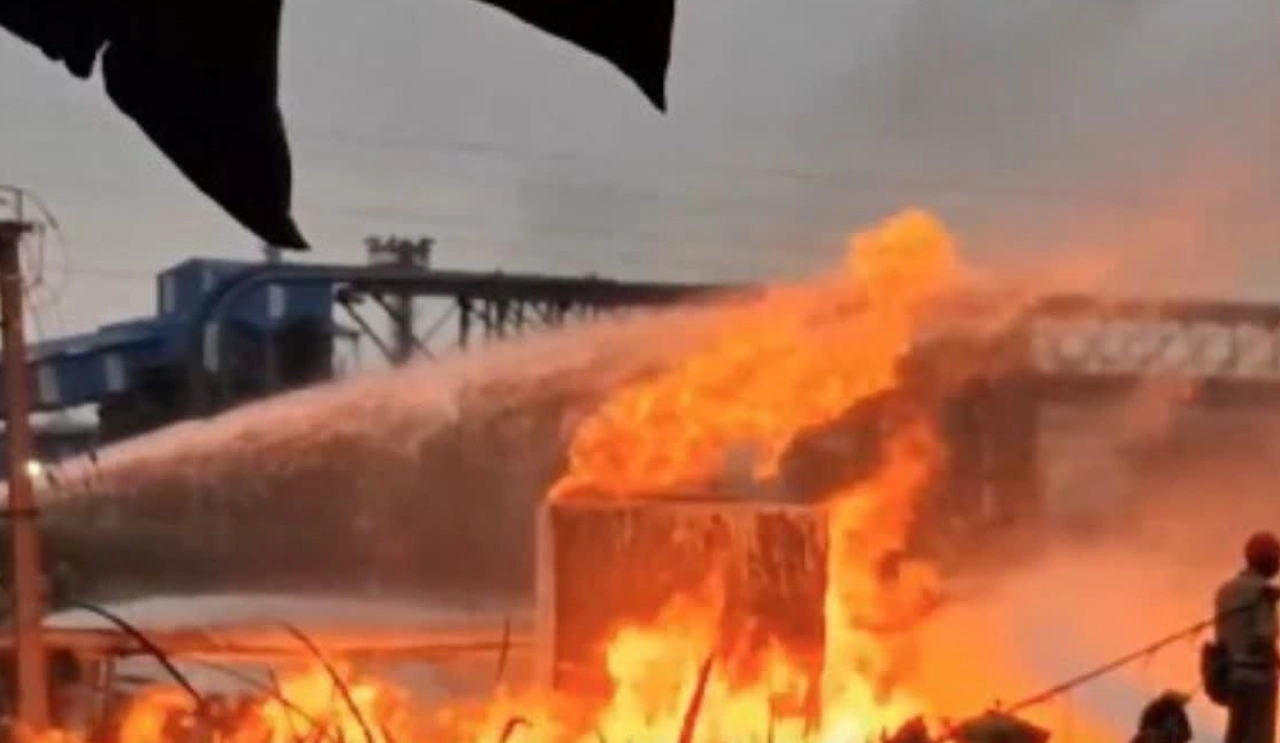 Haldia Refinery Pipeline Fire in Bengal