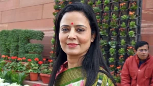 महुआ मोइत्रा