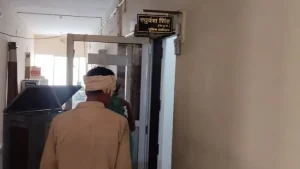 The aggrieved couple visited the SP's office and lodged a complaint.