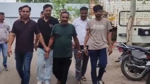 The Crime Branch arrested two accused for cannabis smuggling in Bhopal.