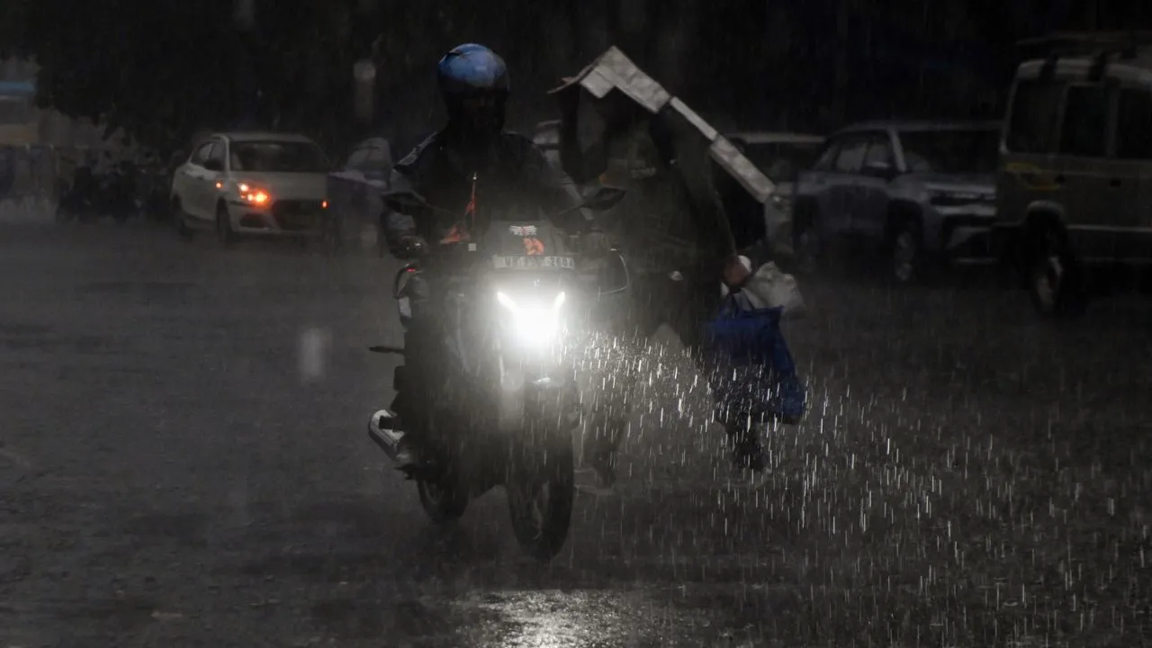 mp monsoon rain alert for over 40 cities including Bhopal and indore imd