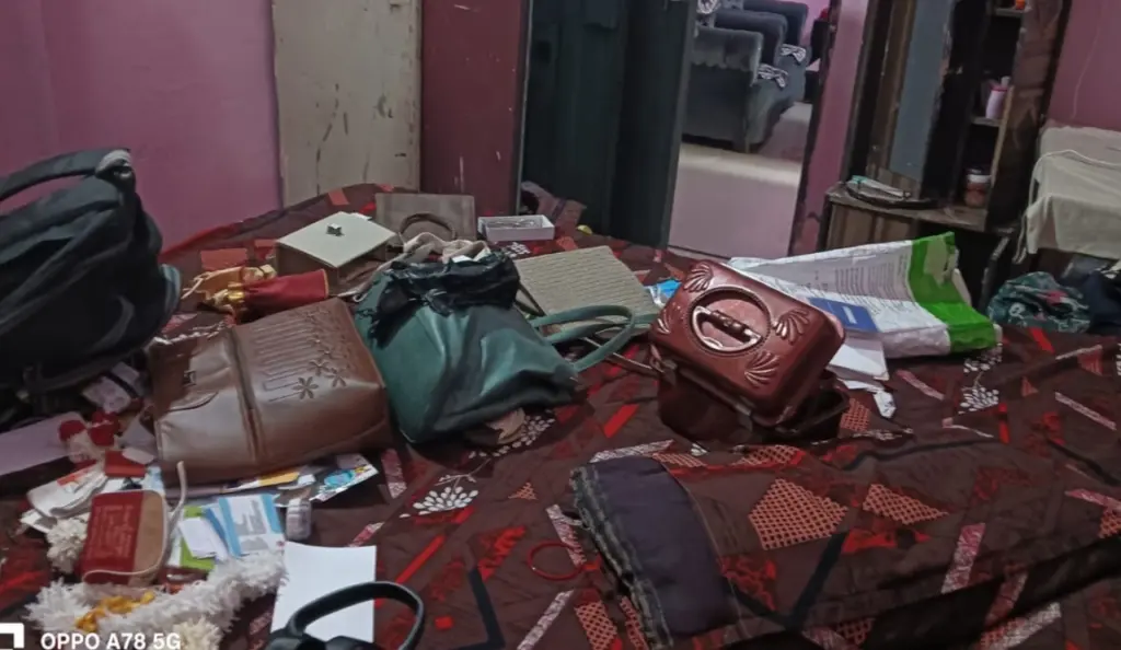 Agra Theft Shocking Incident