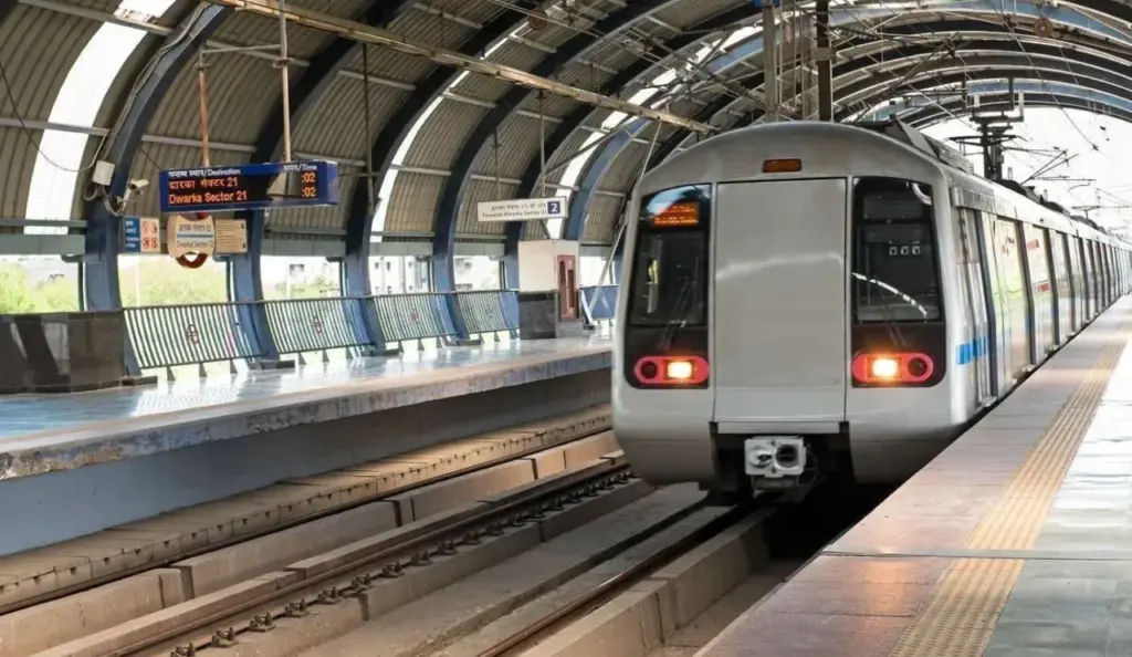 Delhi Metro 16 Stations Closed