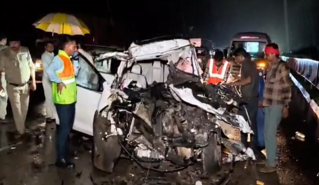 Maihar Road Accident