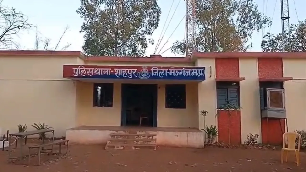 Shahpur police station of Mauganj.