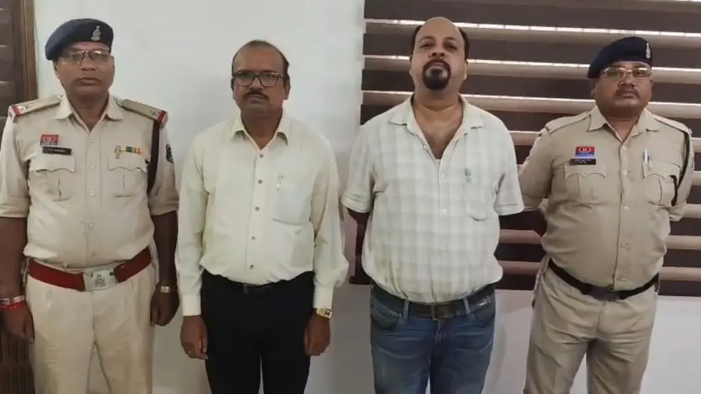 bhilai steel plant 250-tonne scrap theft case GM and engineering associate arrested