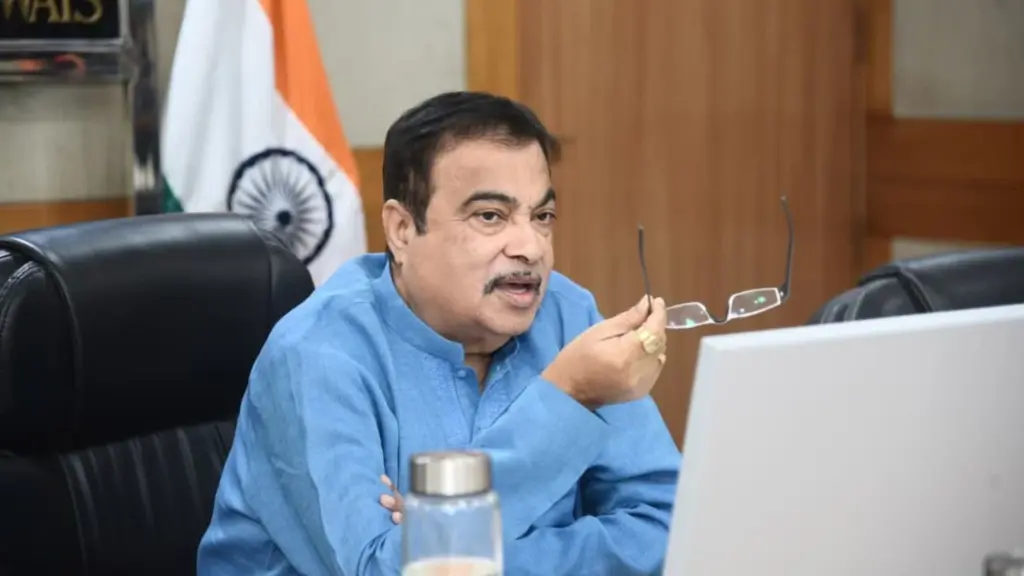 केंद्रीय मंत्री नितिन गडकरी