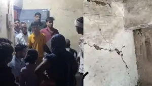 Dilapidated wall of BEO office collapses.