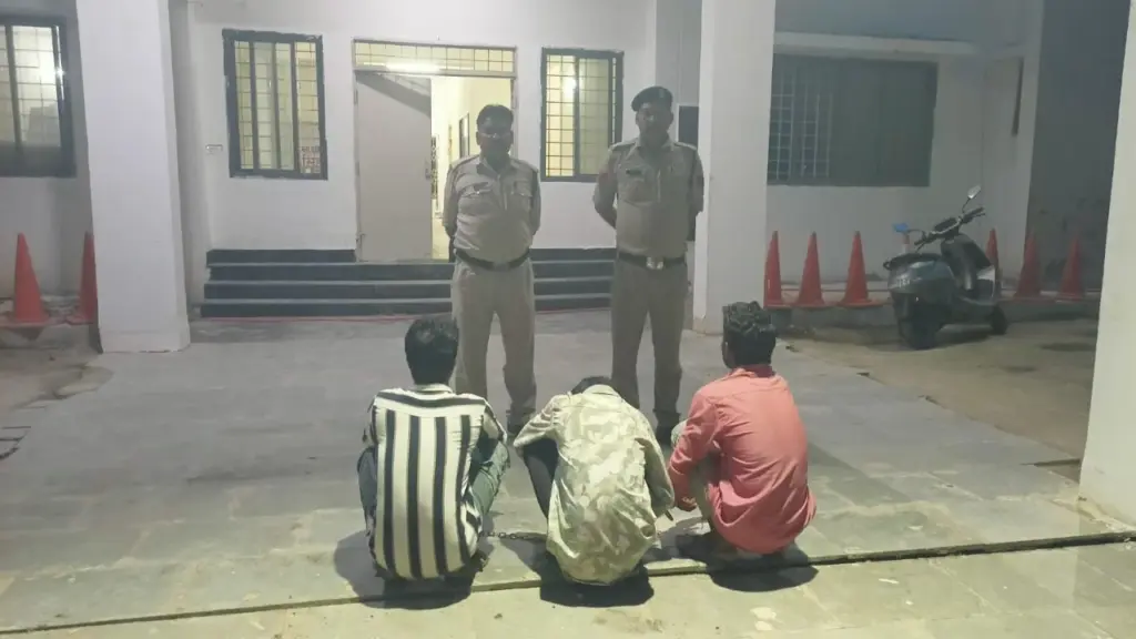 Accused in theft case arrested