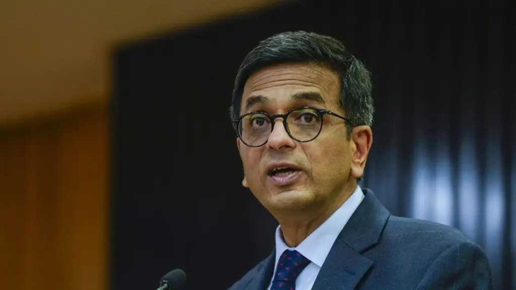 पूर्व CJI डीवाई चंद्रचूड़
