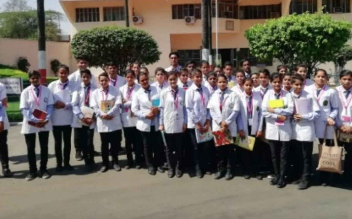 GNM COLLEGE