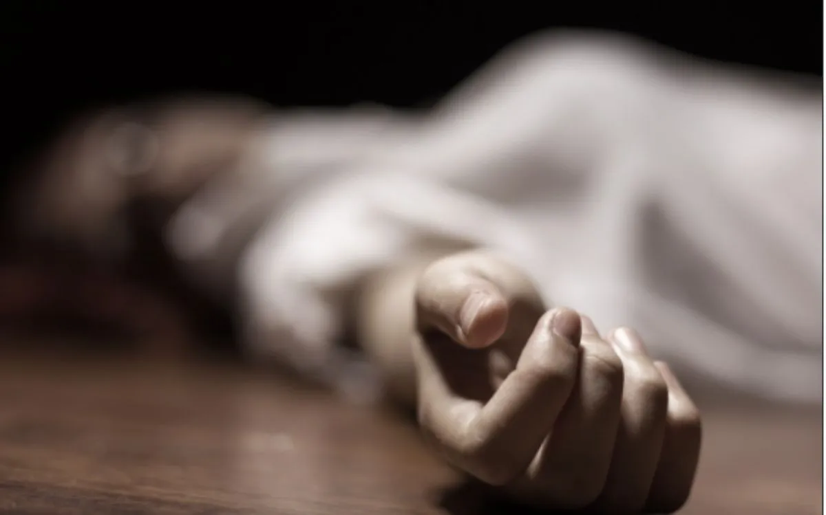 husband murders wife