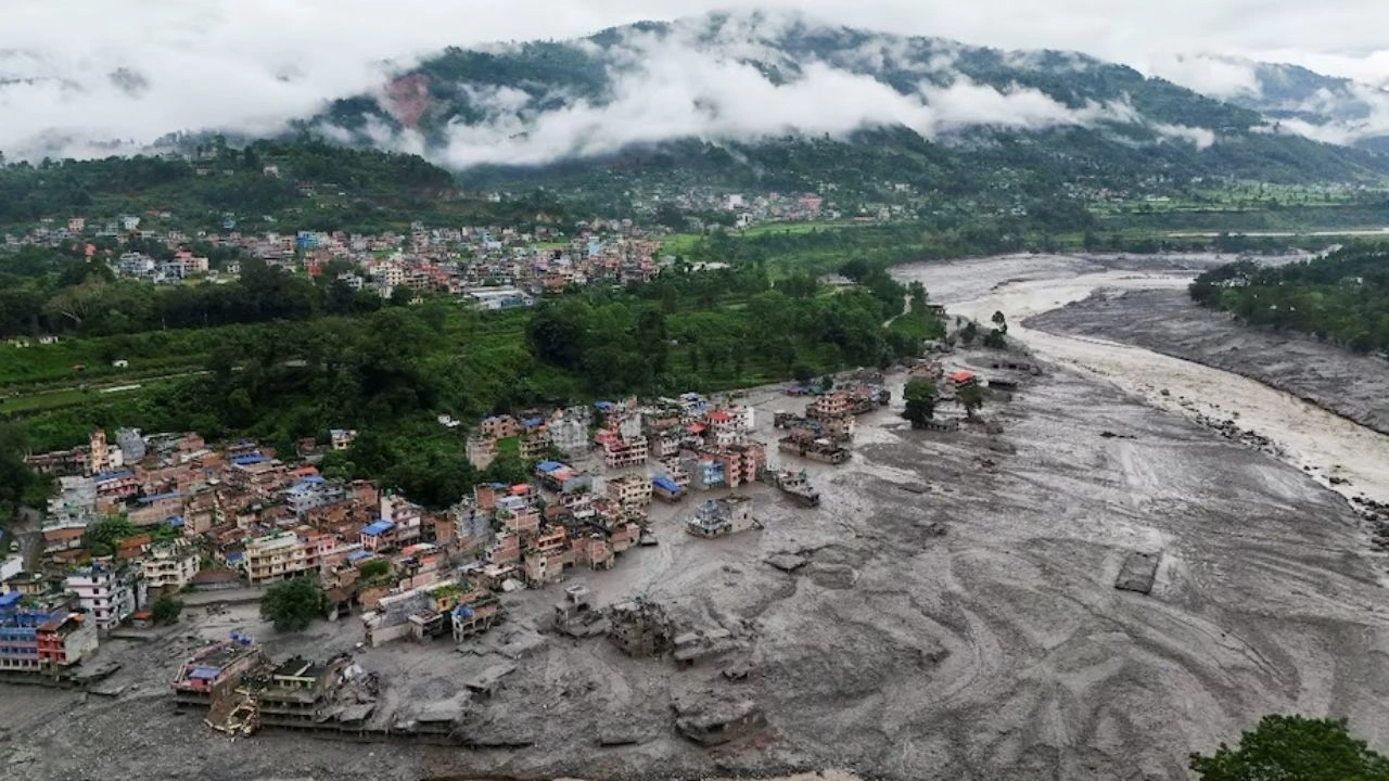 बाढ़ के बाद के हालात