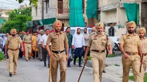 बंद के दौरान भारी पुल‍ि‍स बल तैनात