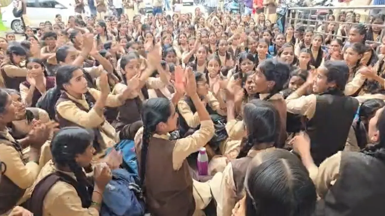 Ujjain Zen Alpha protest