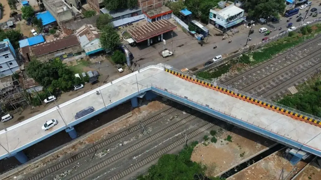 90-degree overbridge