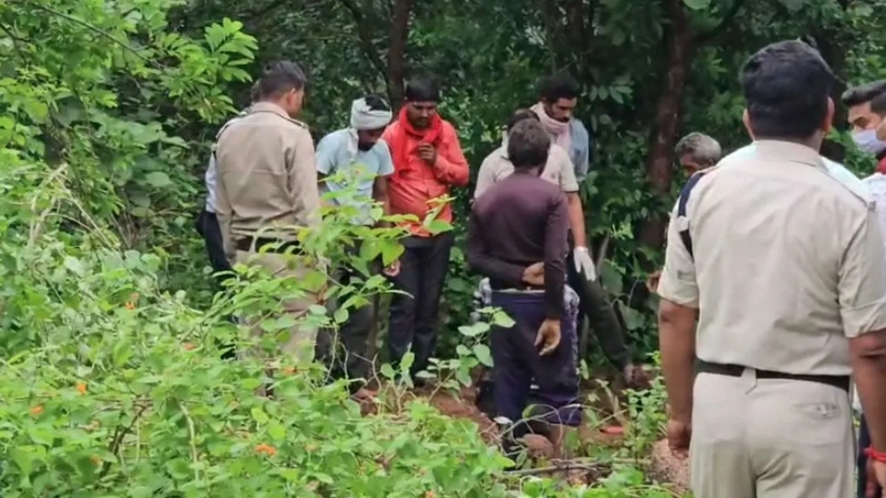 chhatarpur three sisters die after eating Baingan Bharta and roti