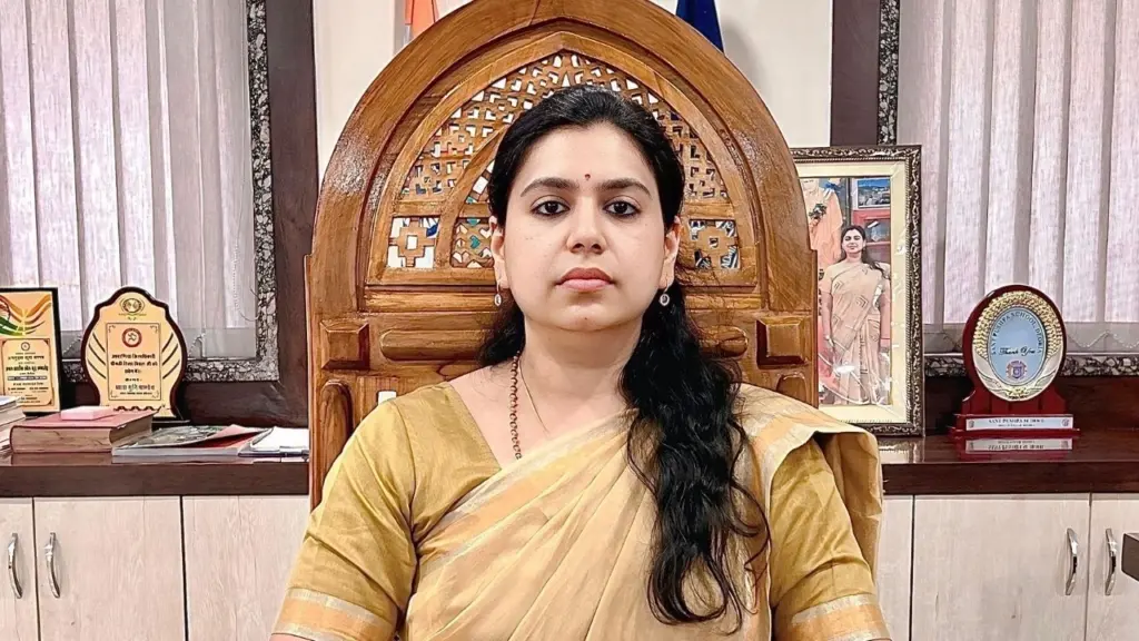 द‍िव्‍या मित्तल