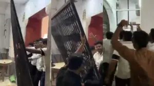 Indore: Student leaders staged a protest over the student union elections.