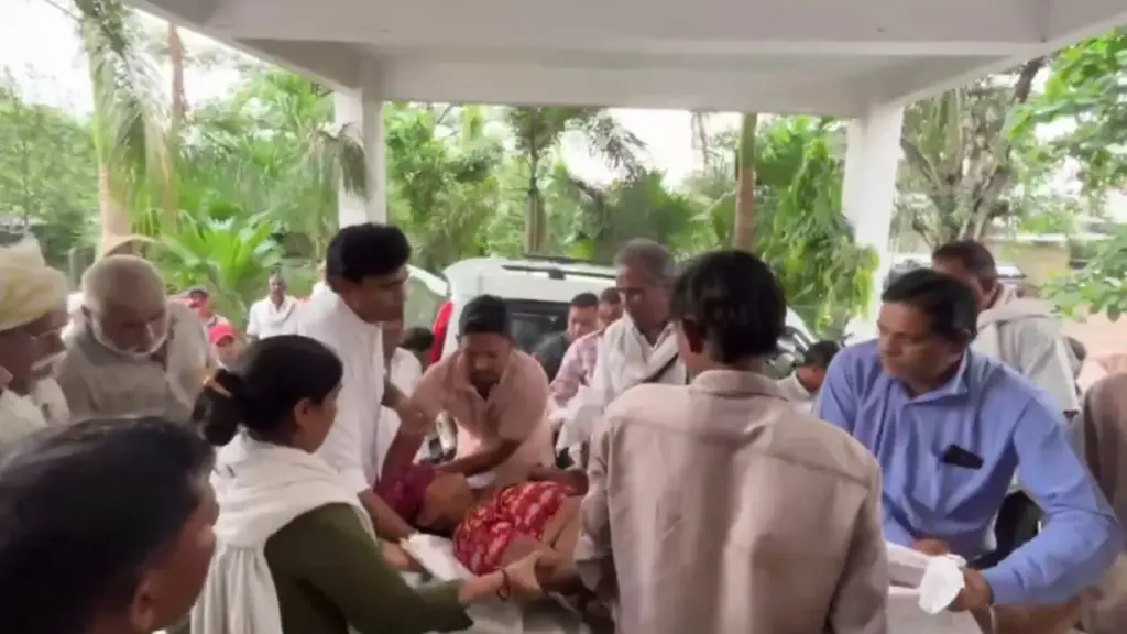 jhabua Congress MLA Vikrant Bhuria stitched woman wound