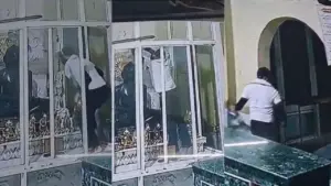 Morena jain mandir silver chhatra theft police investigating