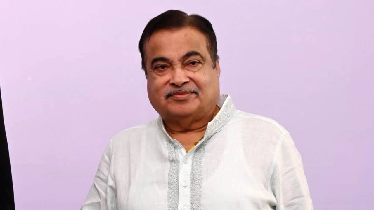 न‍ित‍िन गडकरी