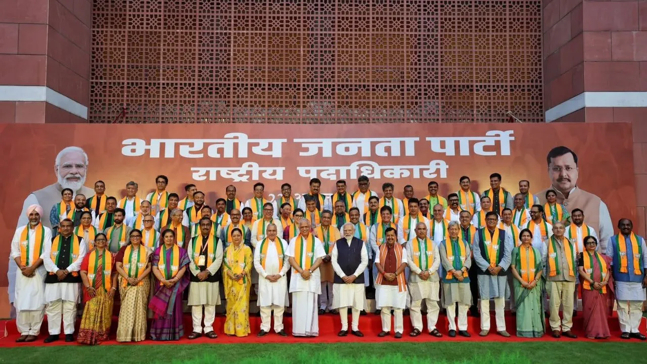 delhi bjp headquarter pm Narendra modi nitin nabin party executive meeting