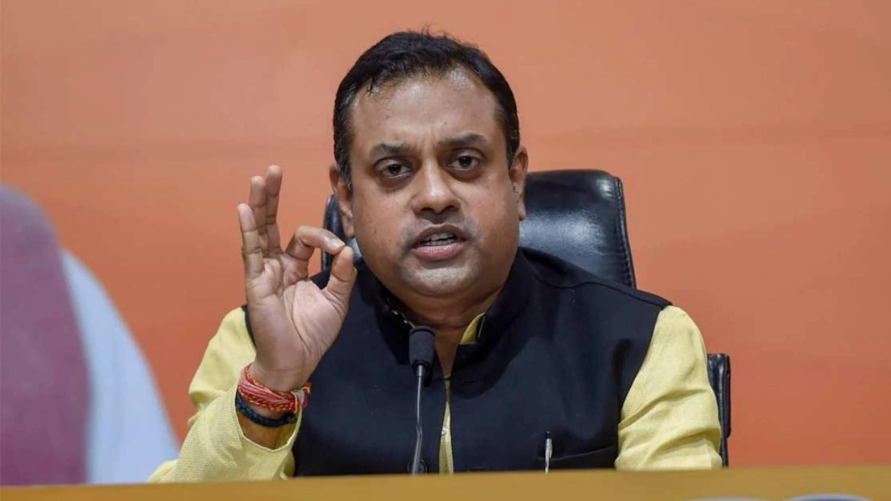 संब‍ित पात्रा