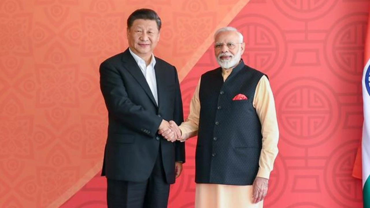शी ज‍िनप‍िंग और पीएम मोदी