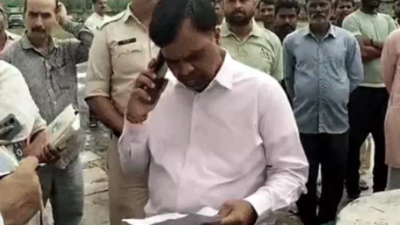 Collector Narendra Kumar Suryavanshi