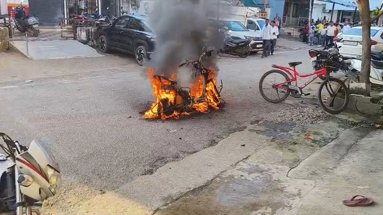 EV scooter fire