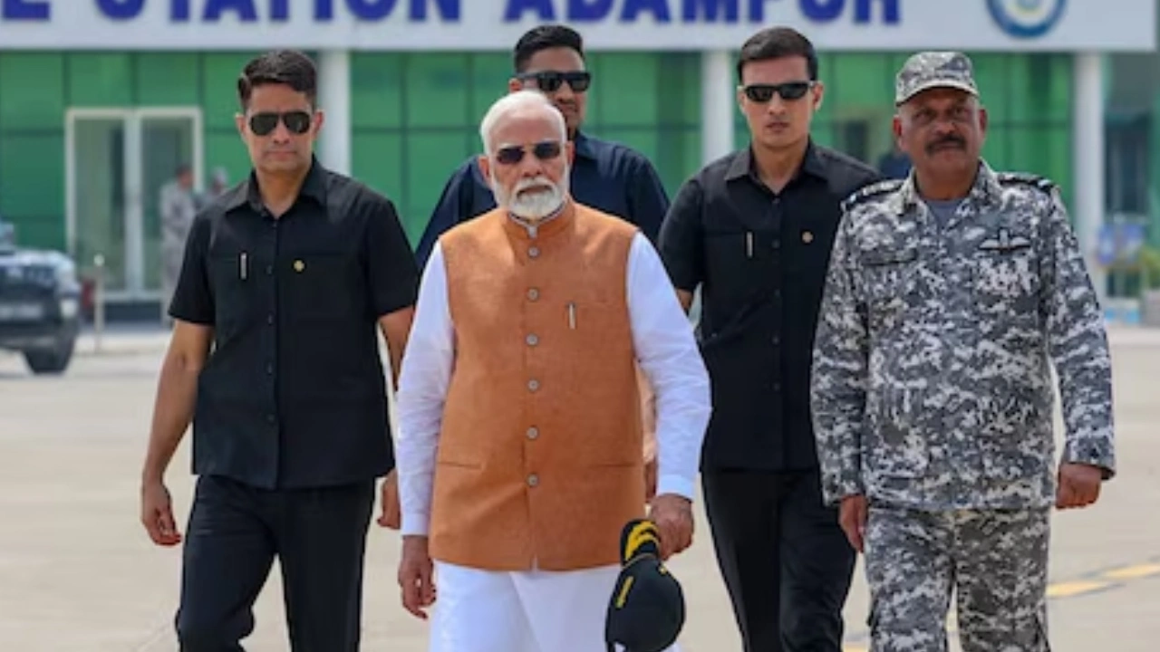Jitendra Mishra With PM Modi