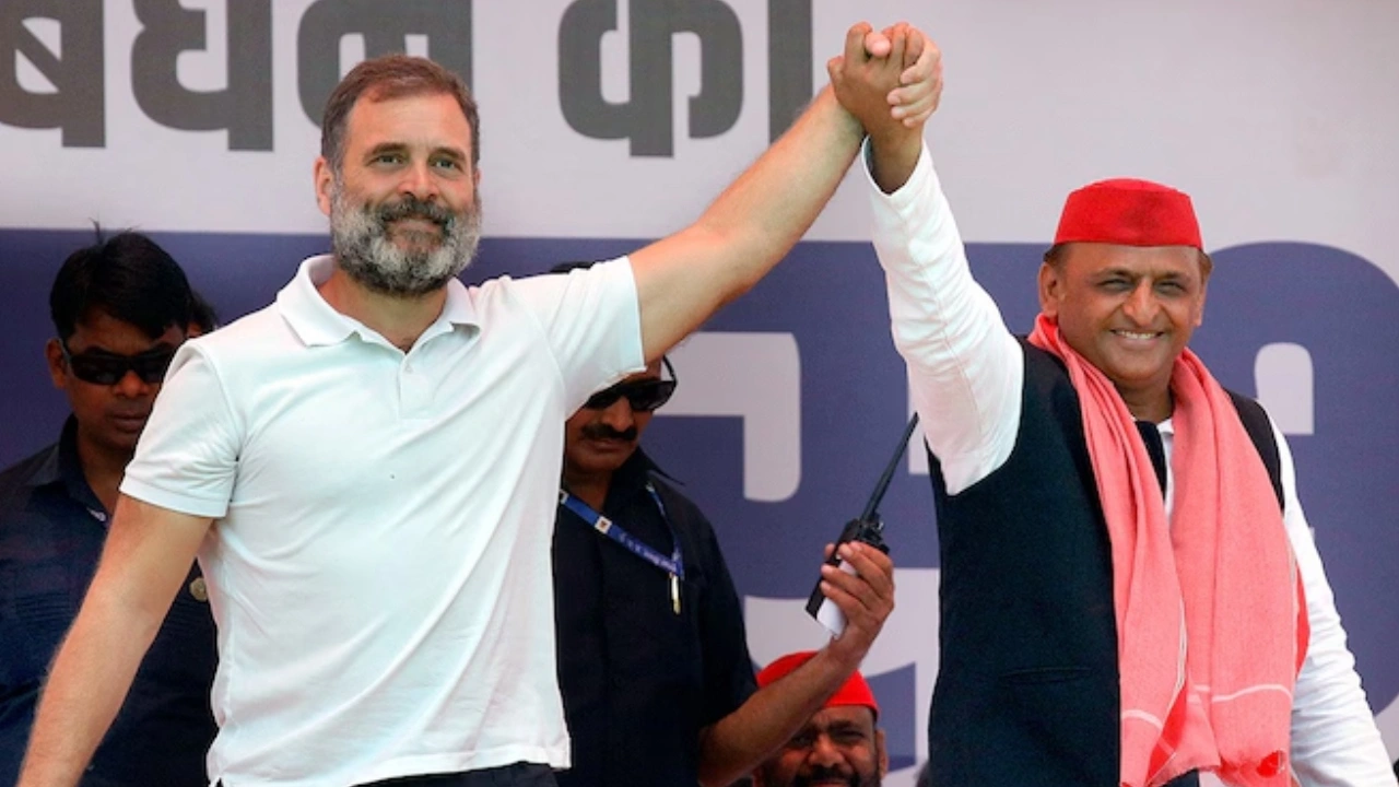 Rahul Gandhi And Akhilesh Yadav