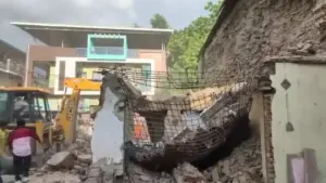 Indore House collapses
