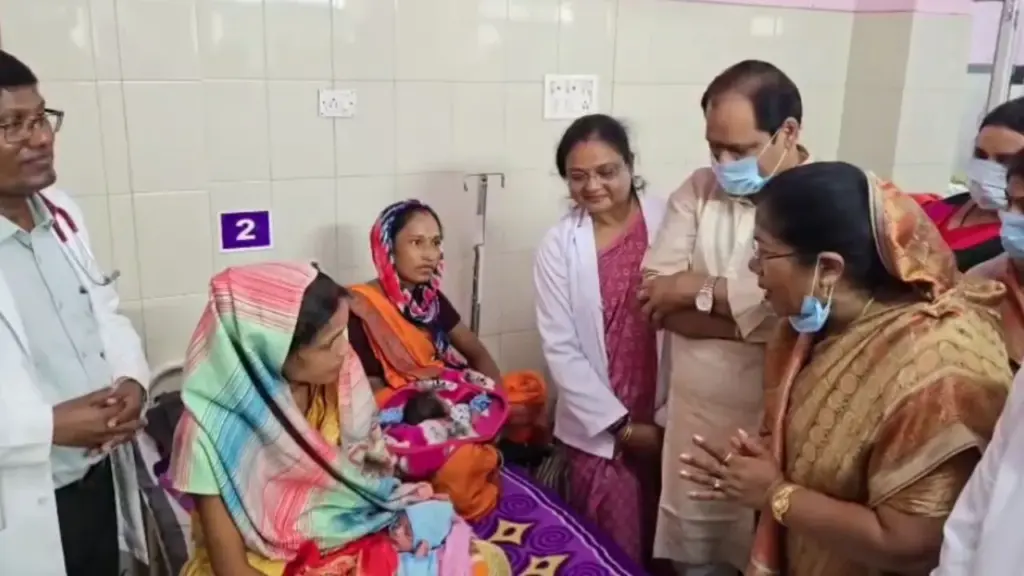 mandla Narendra modi 76th birthday new born baby name Narendra Sampatiya Uikey