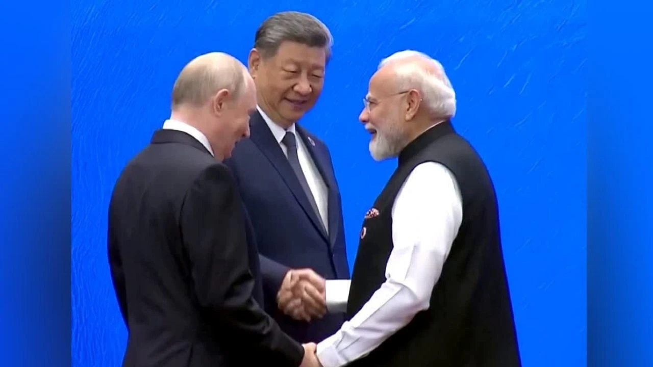 PM मोदी की किर्गिस्तान में पुत‍िन और जिनपिंग मुलाकात,